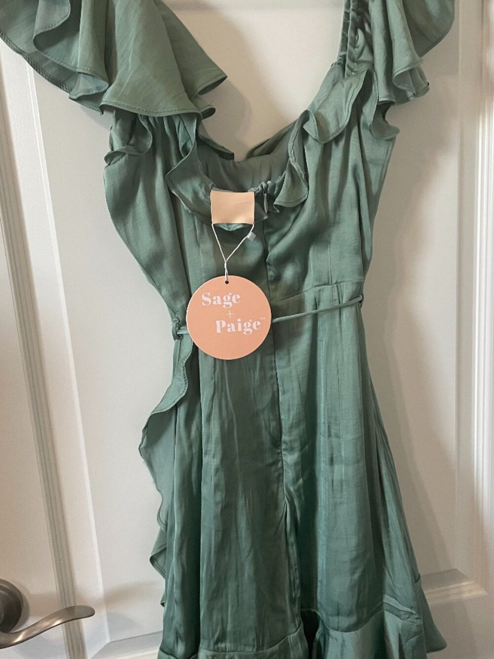NWT Sage & Paije Sexy Sage green mini–Dress Flutter sleeves Small